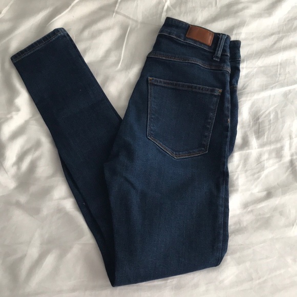 (SOLD) Zara High Rise Slim Fit - Picture 3 of 3